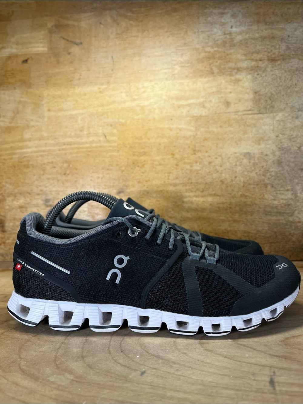 On Cloud 5 LIGHTWEIGHT REFLECTIVE Womens Size 10.5 Running Shoes Sneakers Black